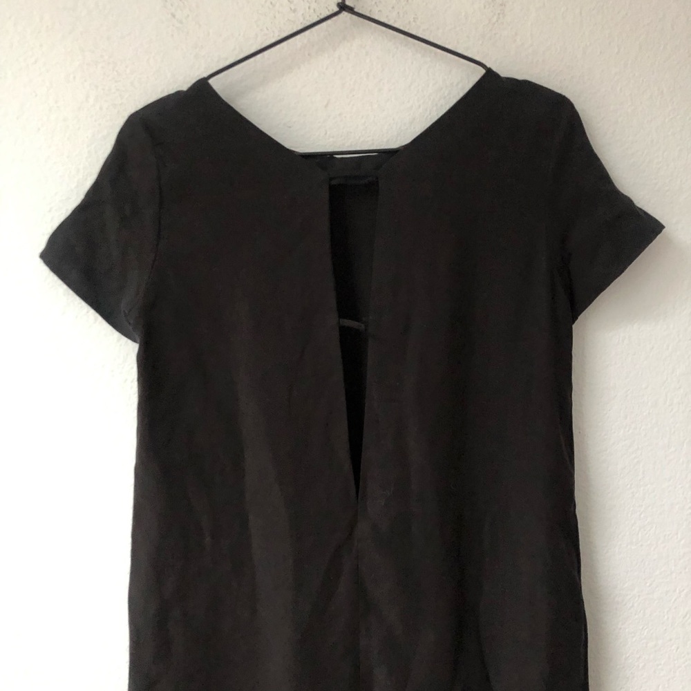 Lulus • Black Short Sleeve Mini Shift Dress - Picture 5 of 8